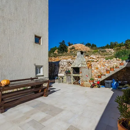 公寓 Lichtdurchflutete Penthousewohnung Nur 300 Meter Zum Mit Meerblick, Pool, Grill 诺维·维诺多尔斯基