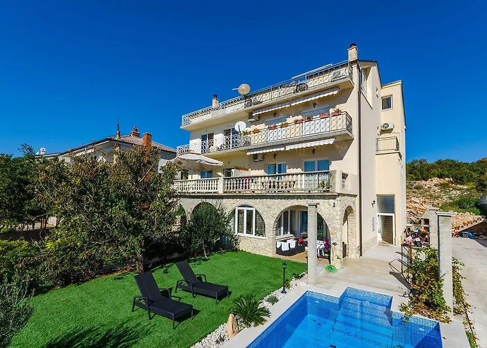 Lichtdurchflutete Penthousewohnung Nur 300 Meter Zum Mit Meerblick, Pool, Grill