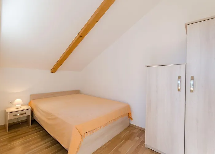 公寓 Lichtdurchflutete Penthousewohnung Nur 300 Meter Zum Mit Meerblick, Pool, Grill *