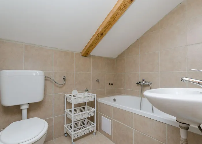 公寓 Lichtdurchflutete Penthousewohnung Nur 300 Meter Zum Mit Meerblick, Pool, Grill
