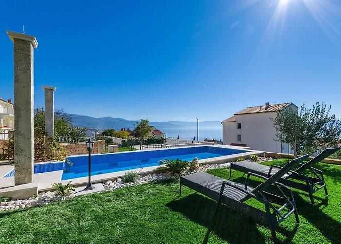Lichtdurchflutete Penthousewohnung Nur 300 Meter Zum Mit Meerblick, Pool, Grill 公寓 *