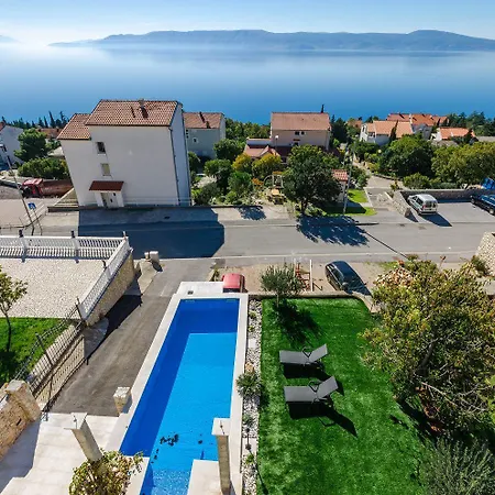 Lichtdurchflutete Penthousewohnung Nur 300 Meter Zum Mit Meerblick, Pool, Grill *